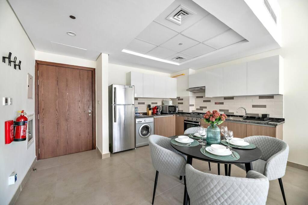 Apartment Stylish 1 Bedroom In Al Furjan